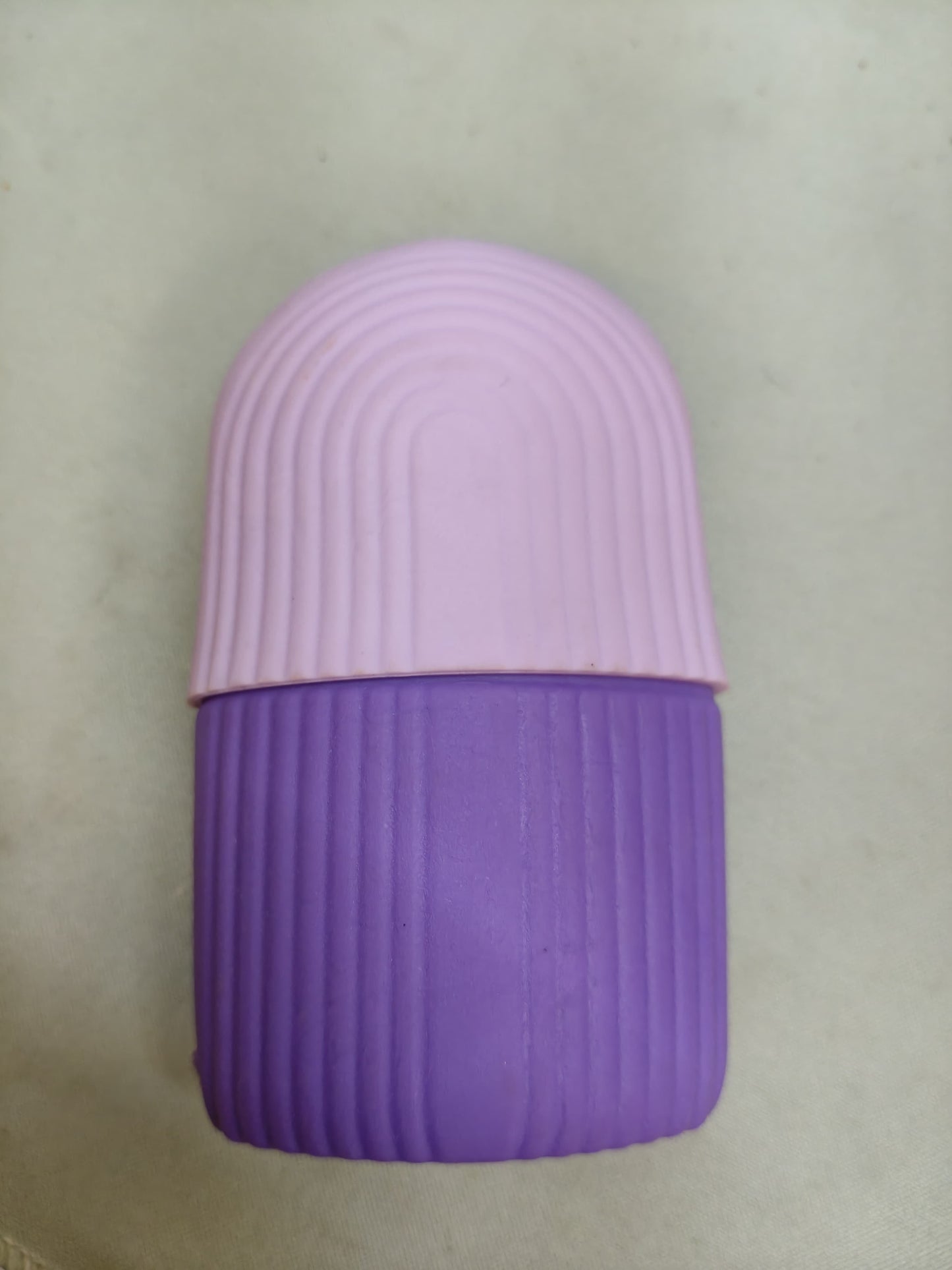 FACIAL ICE ROLLER